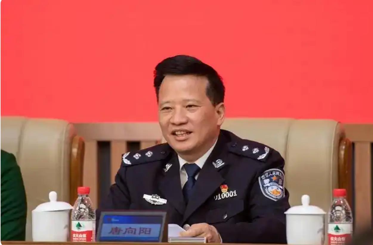 唐向阳.png