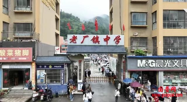 下载 (1).jpg