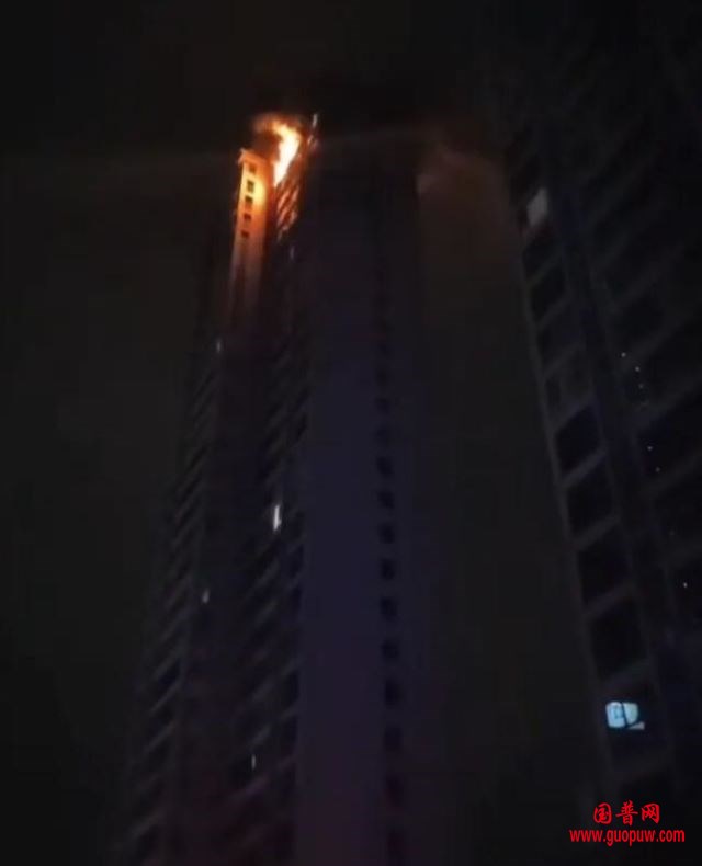 3b790456552543f2af30fae72398b382~tplv-tt-origin-web_gif.jpg